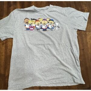 PEANUTS A CHARLIE BROWN CHRISTMAS Carolers T-Shirt Extra Large Snoopy Lucy Sally